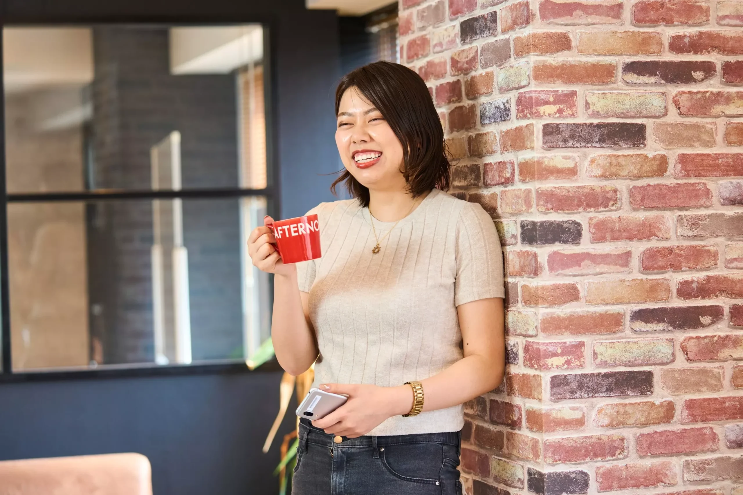【社員インタビュー】業界未経験からアドバイザーへ。仕事の難しさは？リモートで生活はどう変わった？